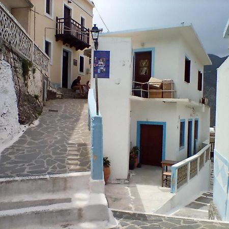 Apartamento Olympos Apt With Amazing Mountain View Exterior foto